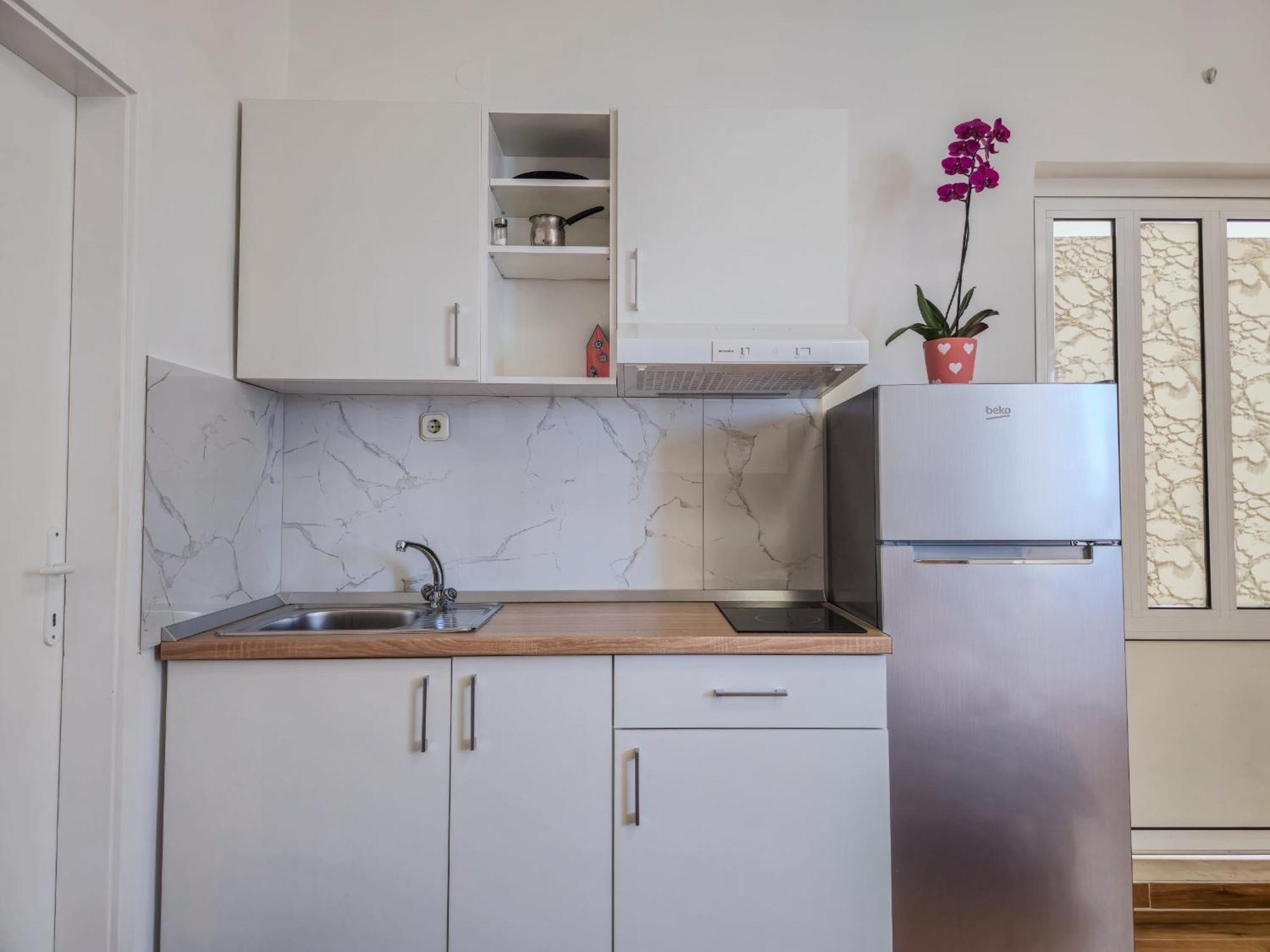 Apartments Neda โอมิช ห้อง รูปภาพ